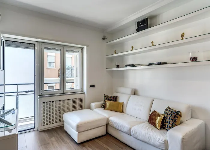 Olimpia - New Luxury Near Trastevere & Pamphili Apartment Rom