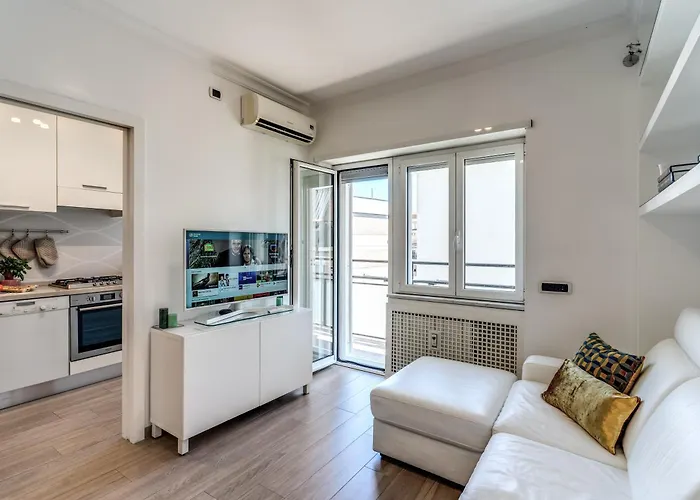 Apartment Olimpia - New Luxury Near Trastevere & Pamphili *