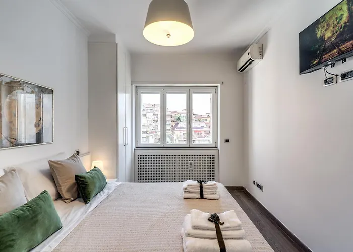 Apartment Olimpia - New Luxury Near Trastevere & Pamphili Rom
