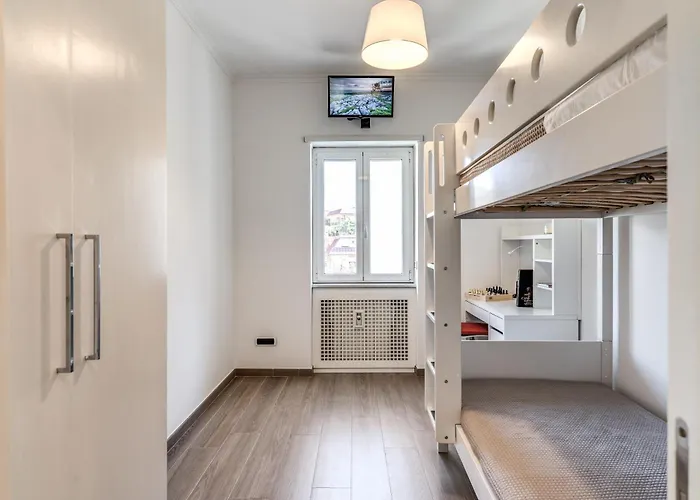 Apartment Olimpia - New Luxury Near Trastevere & Pamphili
