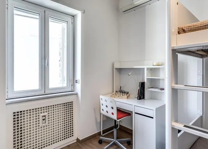 Olimpia - New Luxury Near Trastevere & Pamphili Apartment Rom